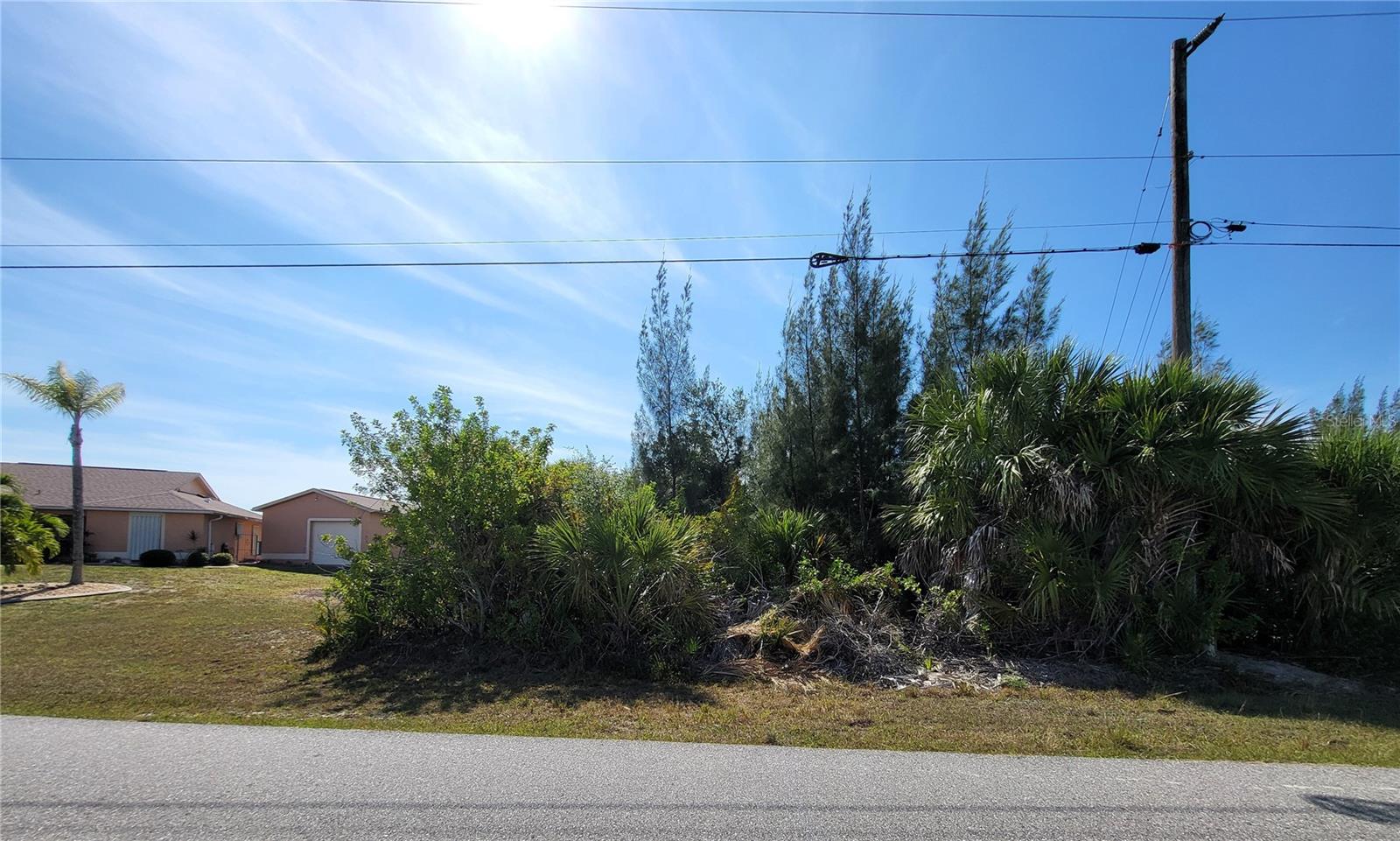9598 SPRING CIR, PORT CHARLOTTE, FL — photo 6