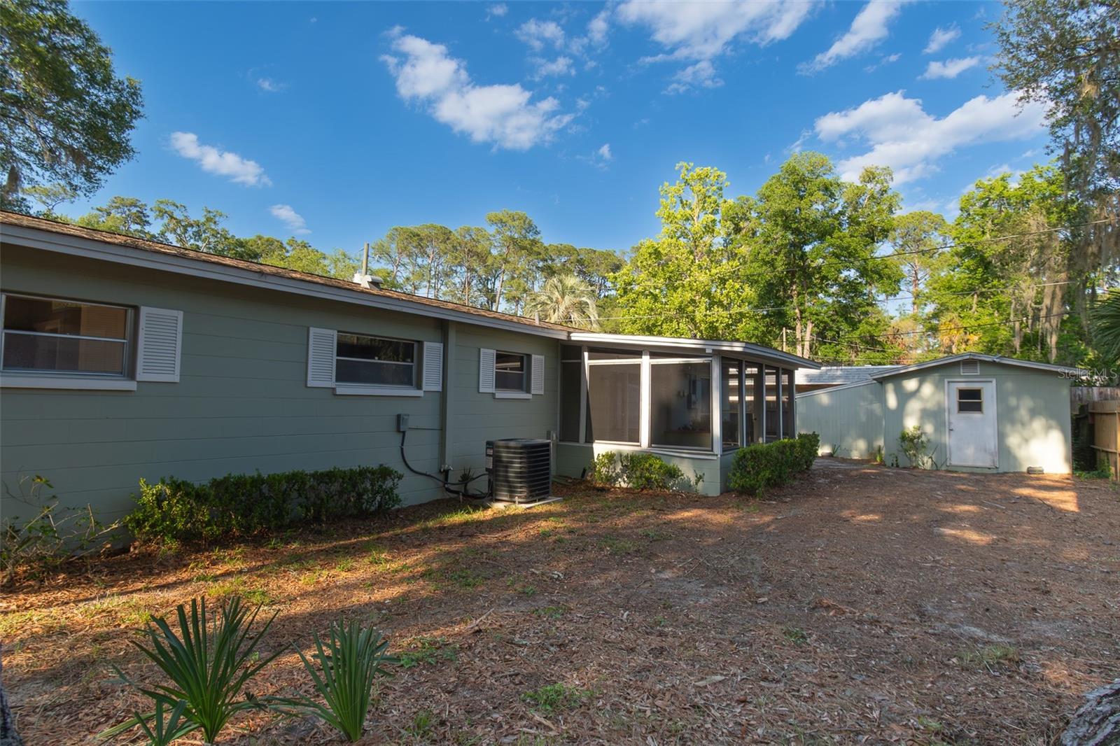 703 NE 6TH PL, GAINESVILLE, FL — photo 14