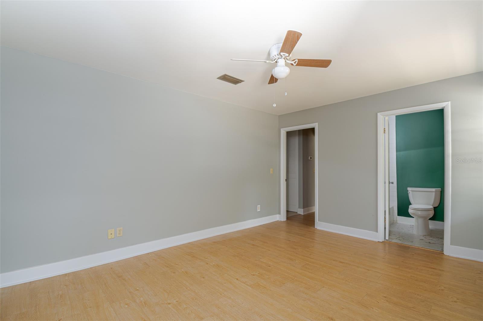 703 NE 6TH PL, GAINESVILLE, FL — photo 26
