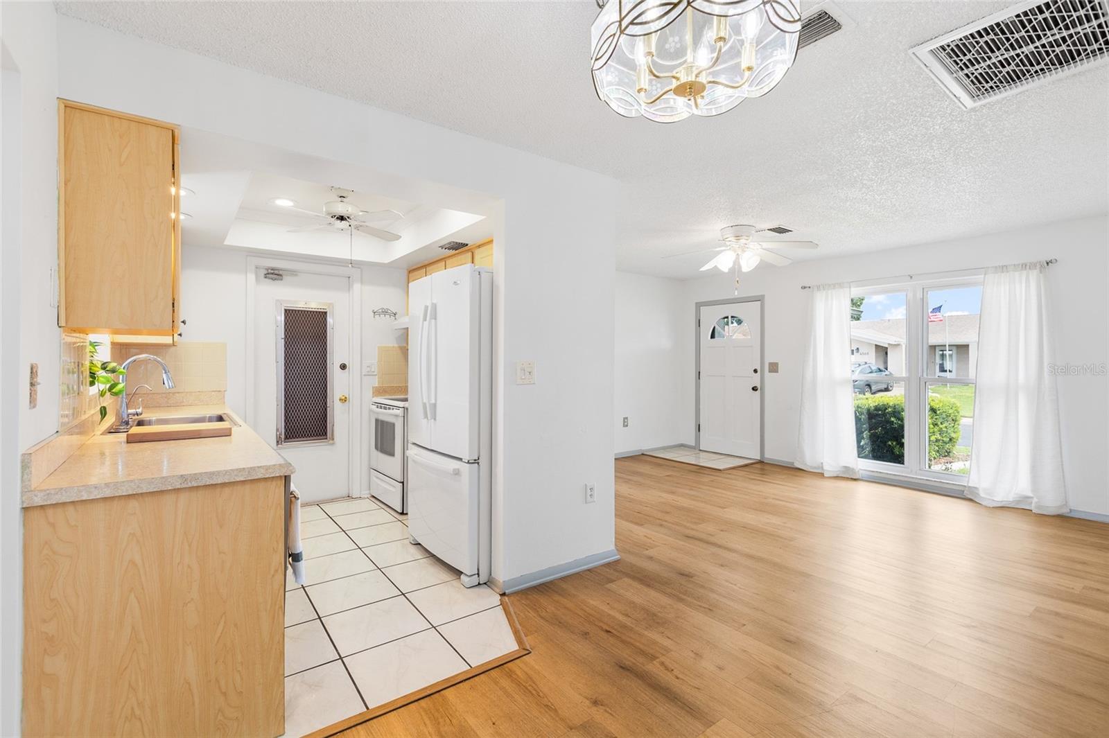 4563 GREAT LAKES DR S, CLEARWATER, FL — photo 10