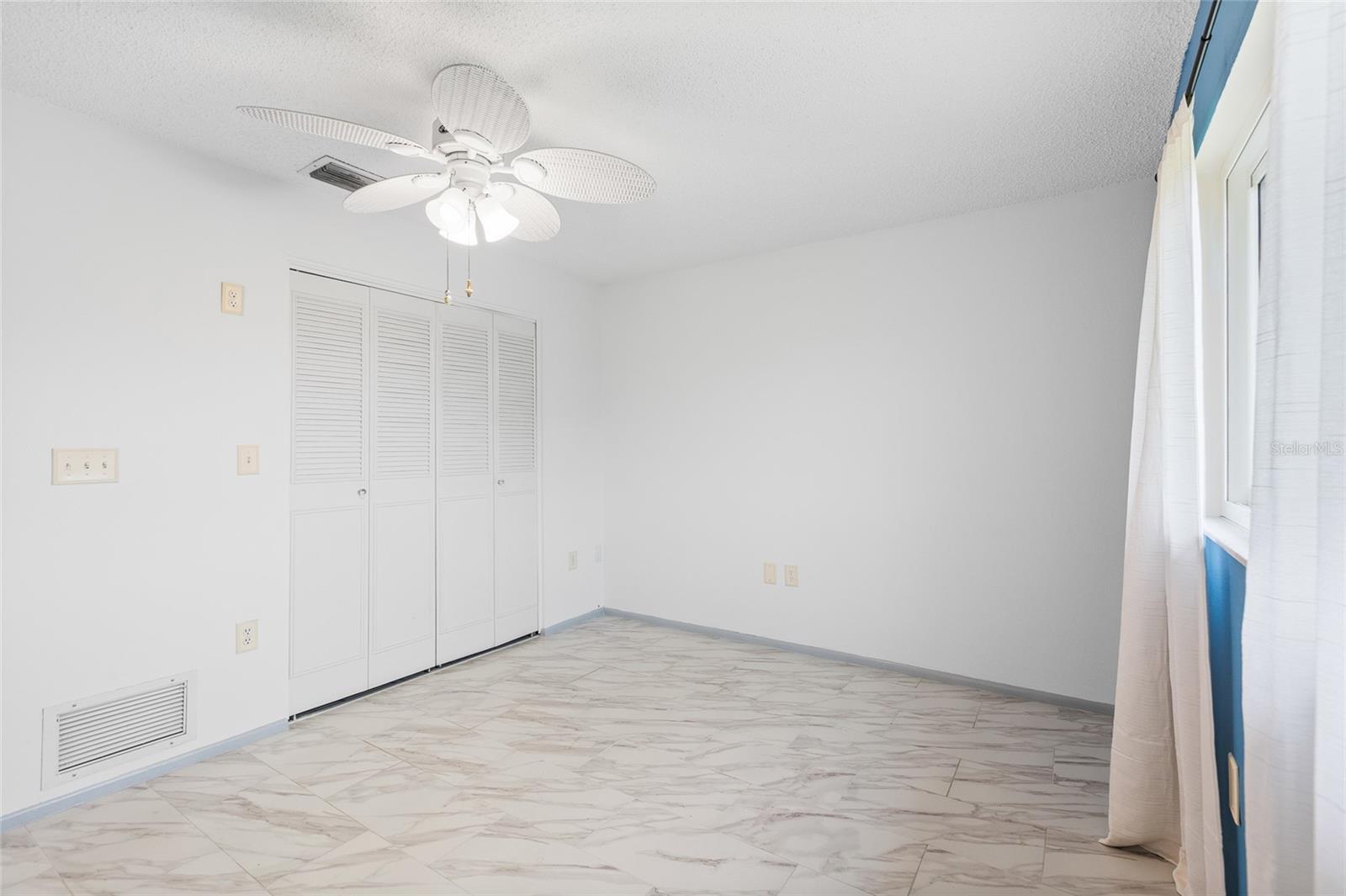 4563 GREAT LAKES DR S, CLEARWATER, FL — photo 28