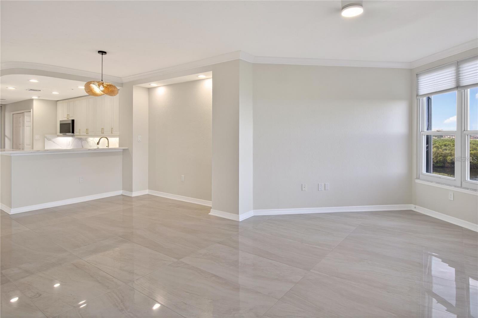 5430 EAGLES POINT CIR #202, SARASOTA, FL — photo 17