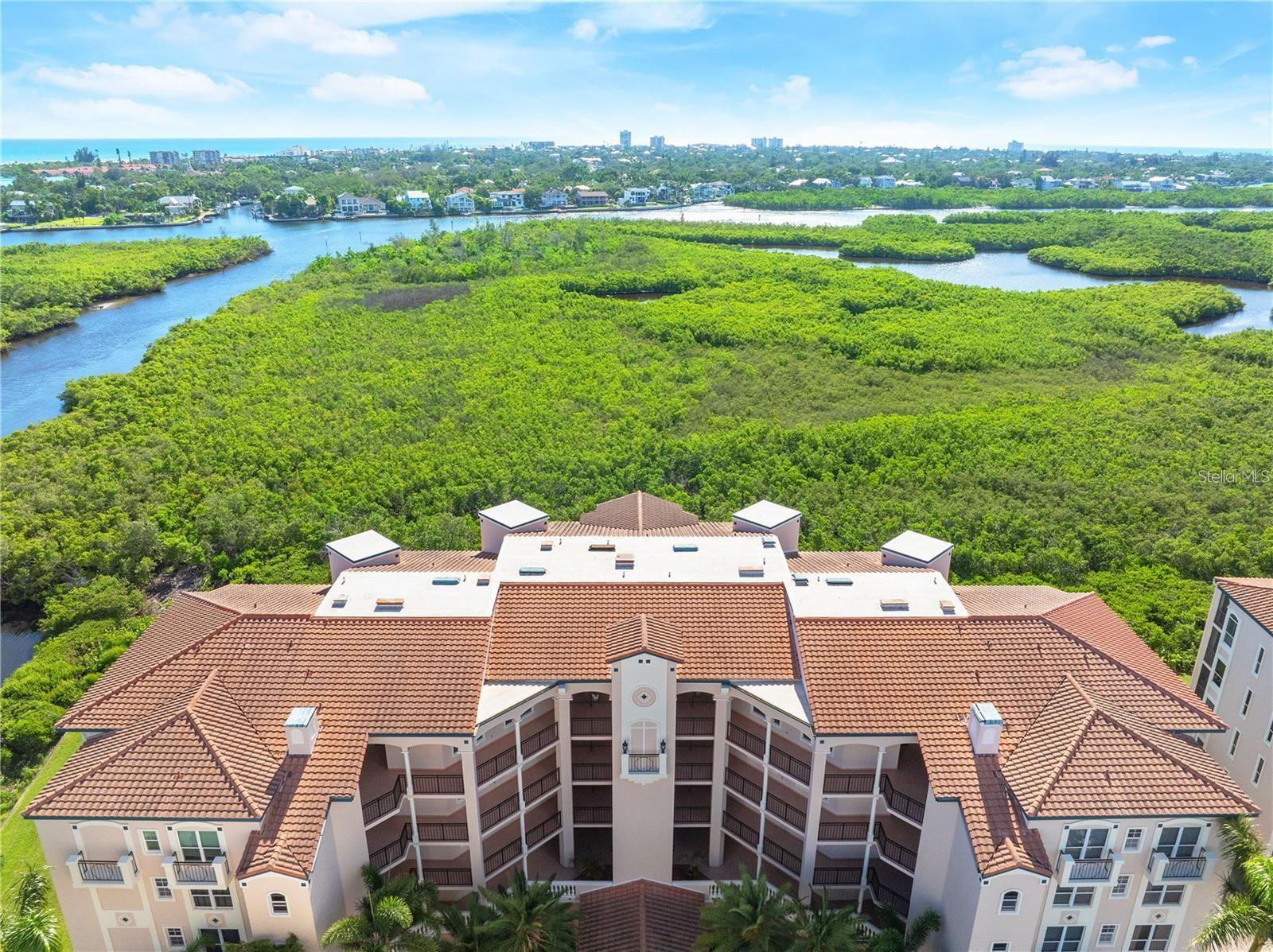 5430 EAGLES POINT CIR #202, SARASOTA, FL — photo 43
