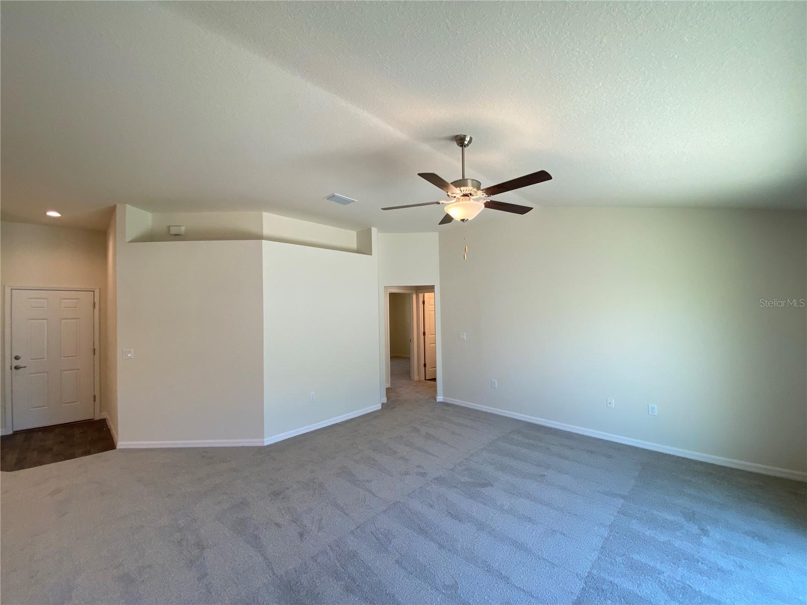 8190 N WAKEFIELD DR, CITRUS SPRINGS, FL — photo 11