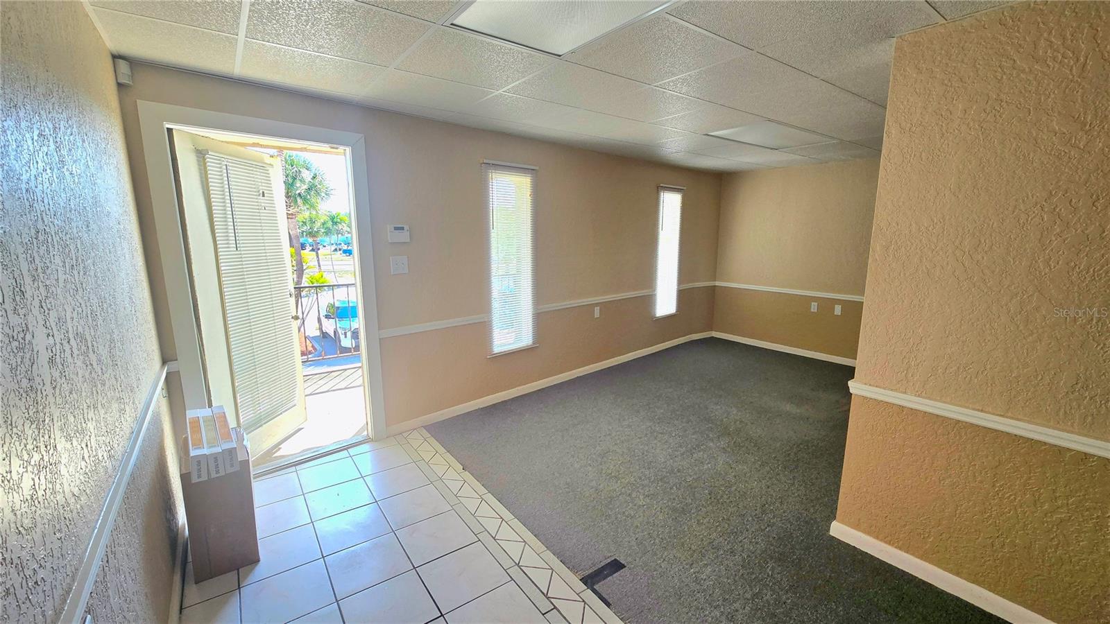 530 US-41-BYP #17B, VENICE, FL — photo 16