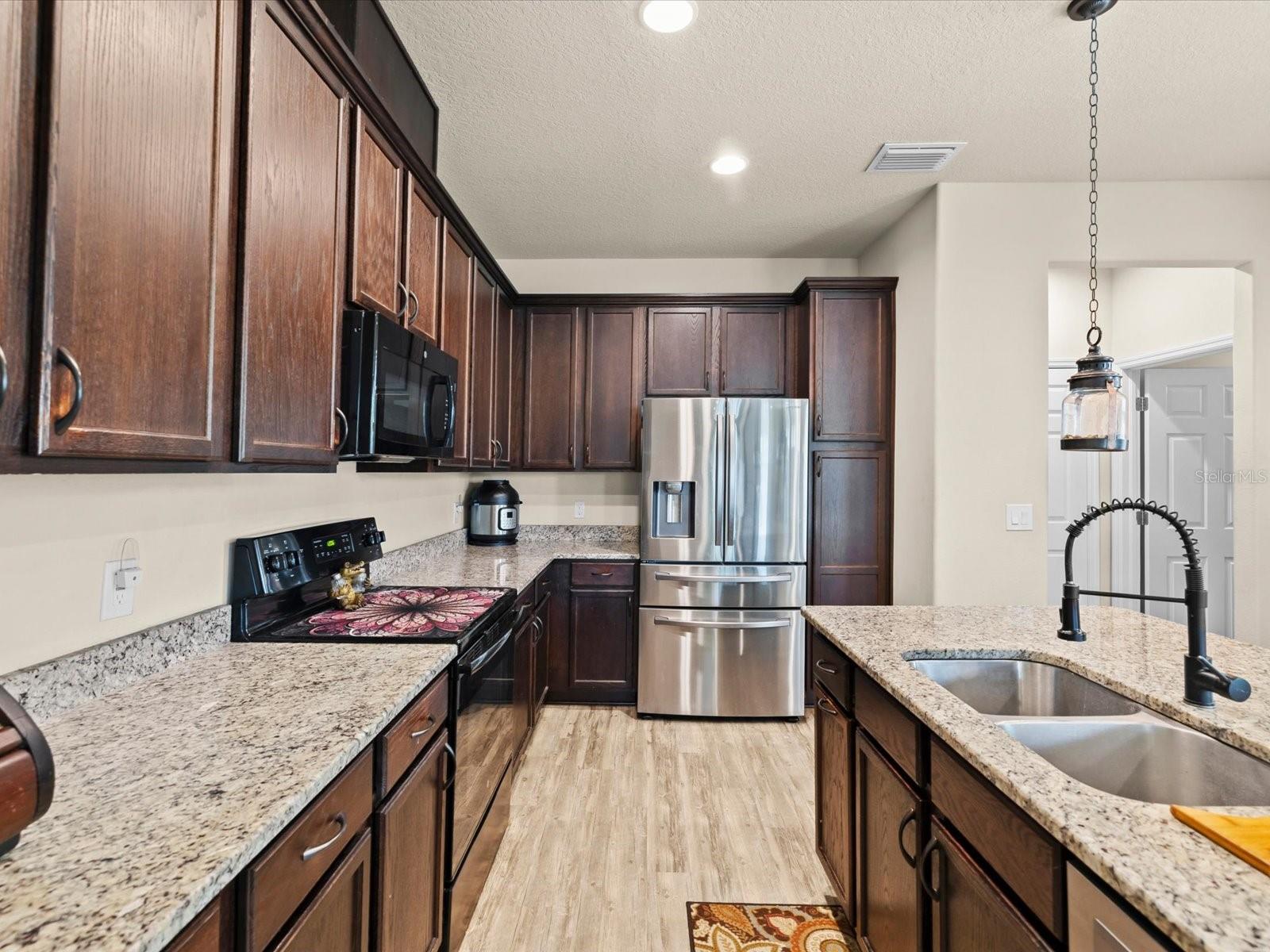 450 HARBOR SPRINGS DR, PALM HARBOR, FL — photo 8