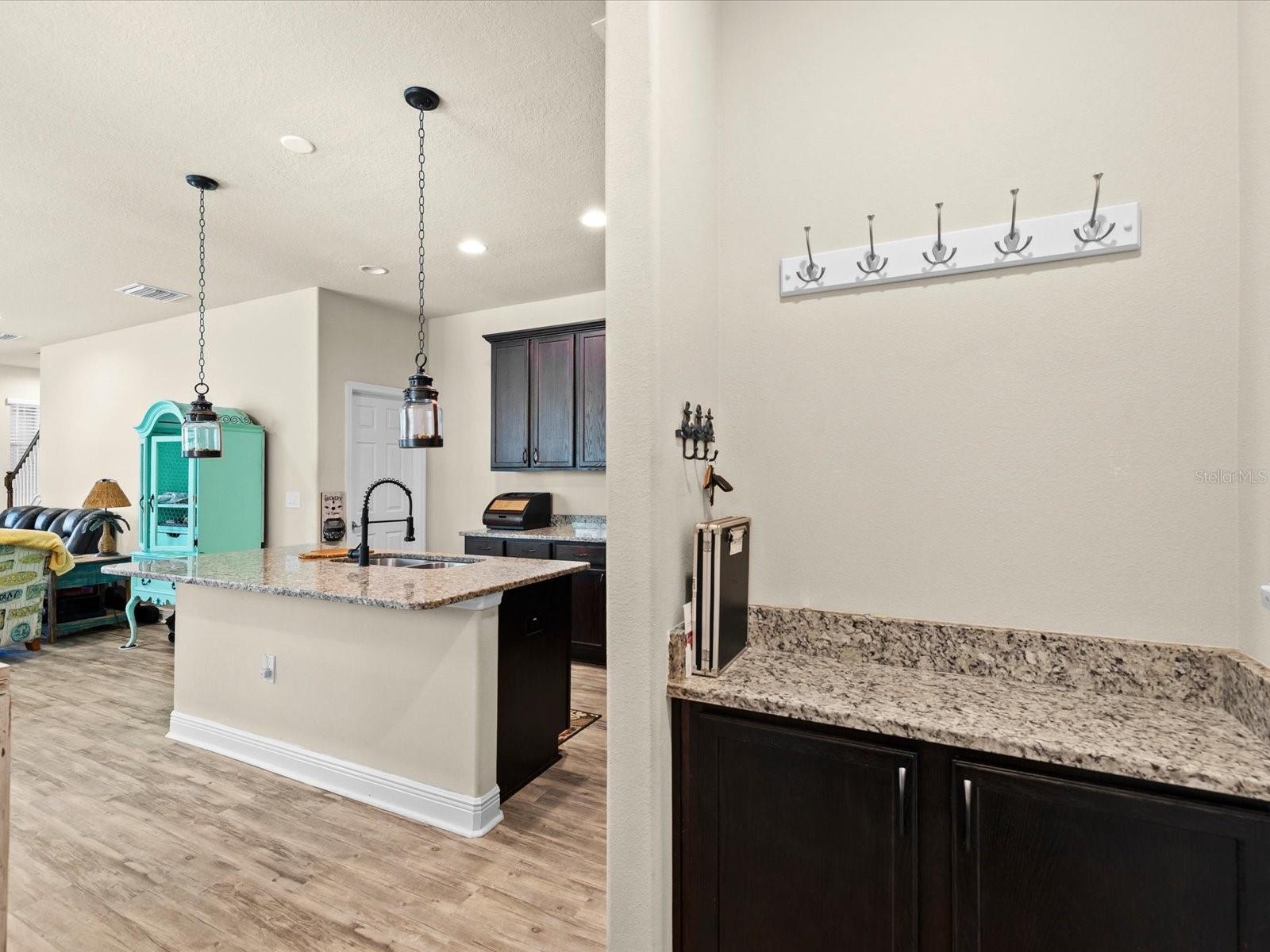 450 HARBOR SPRINGS DR, PALM HARBOR, FL — photo 12