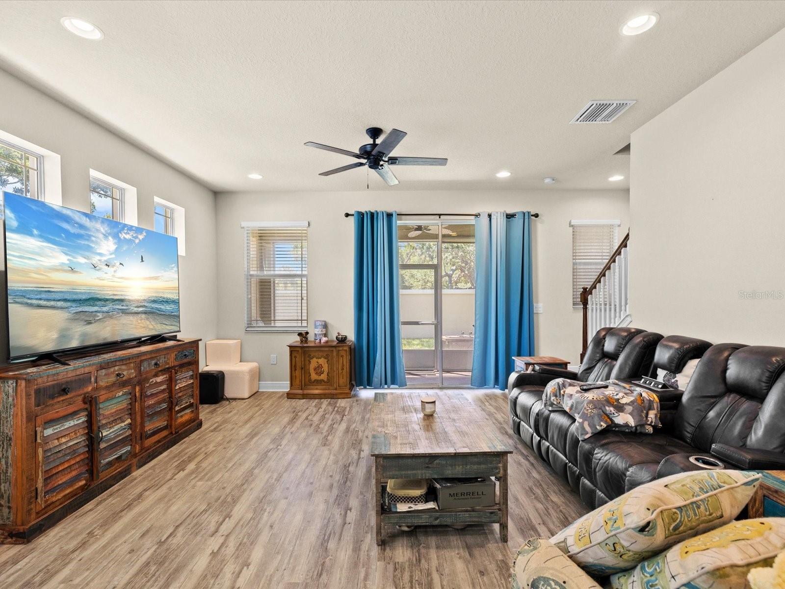 450 HARBOR SPRINGS DR, PALM HARBOR, FL — photo 14