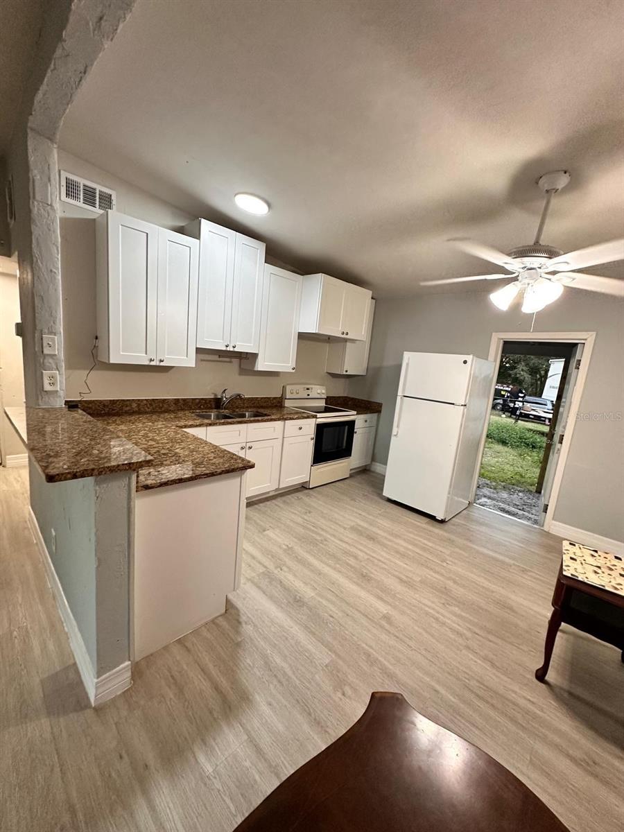 3508 ORANOLE RD, ORLANDO, FL — photo 4
