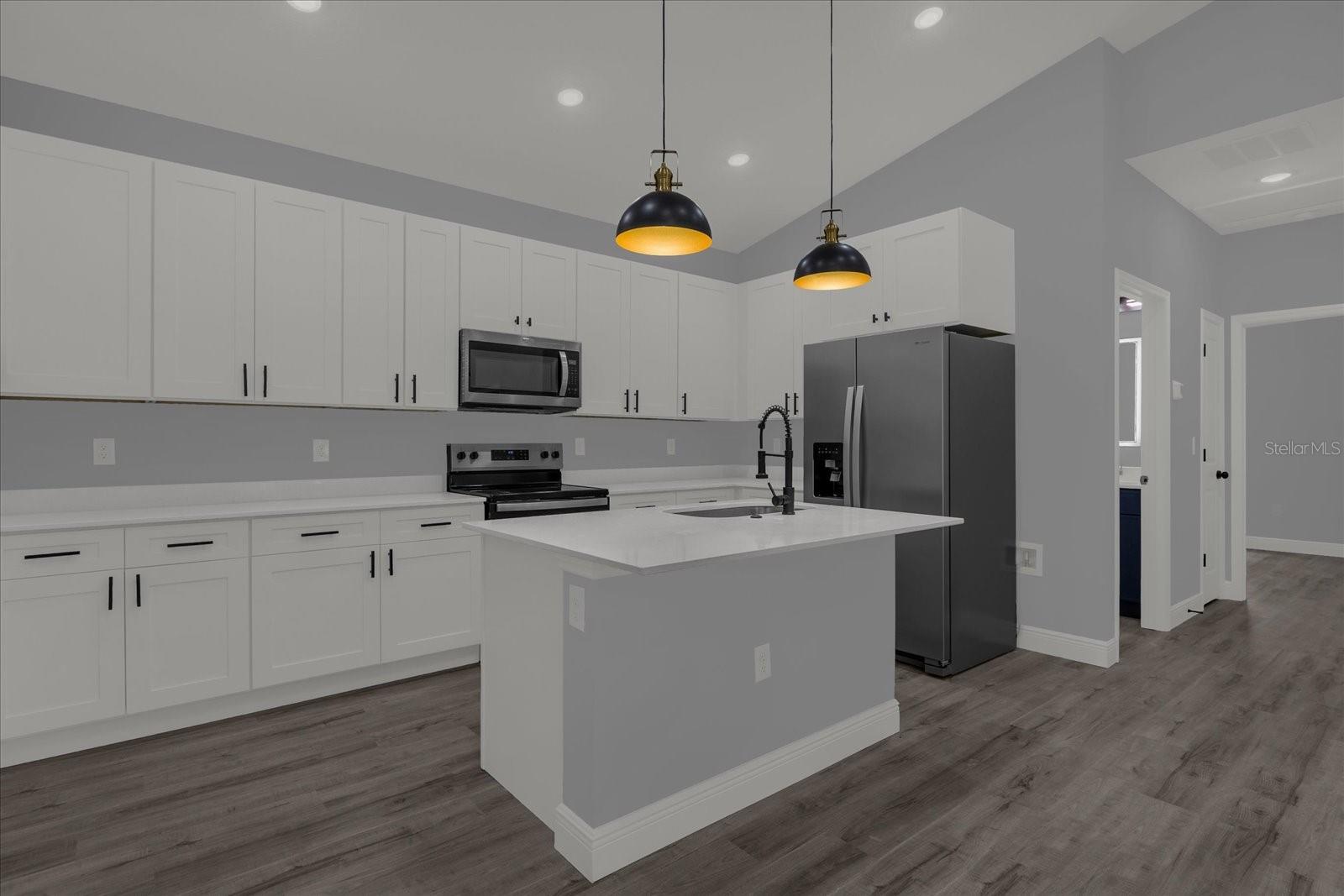 1126 S THOMPSON AVE, DELAND, FL — photo 9