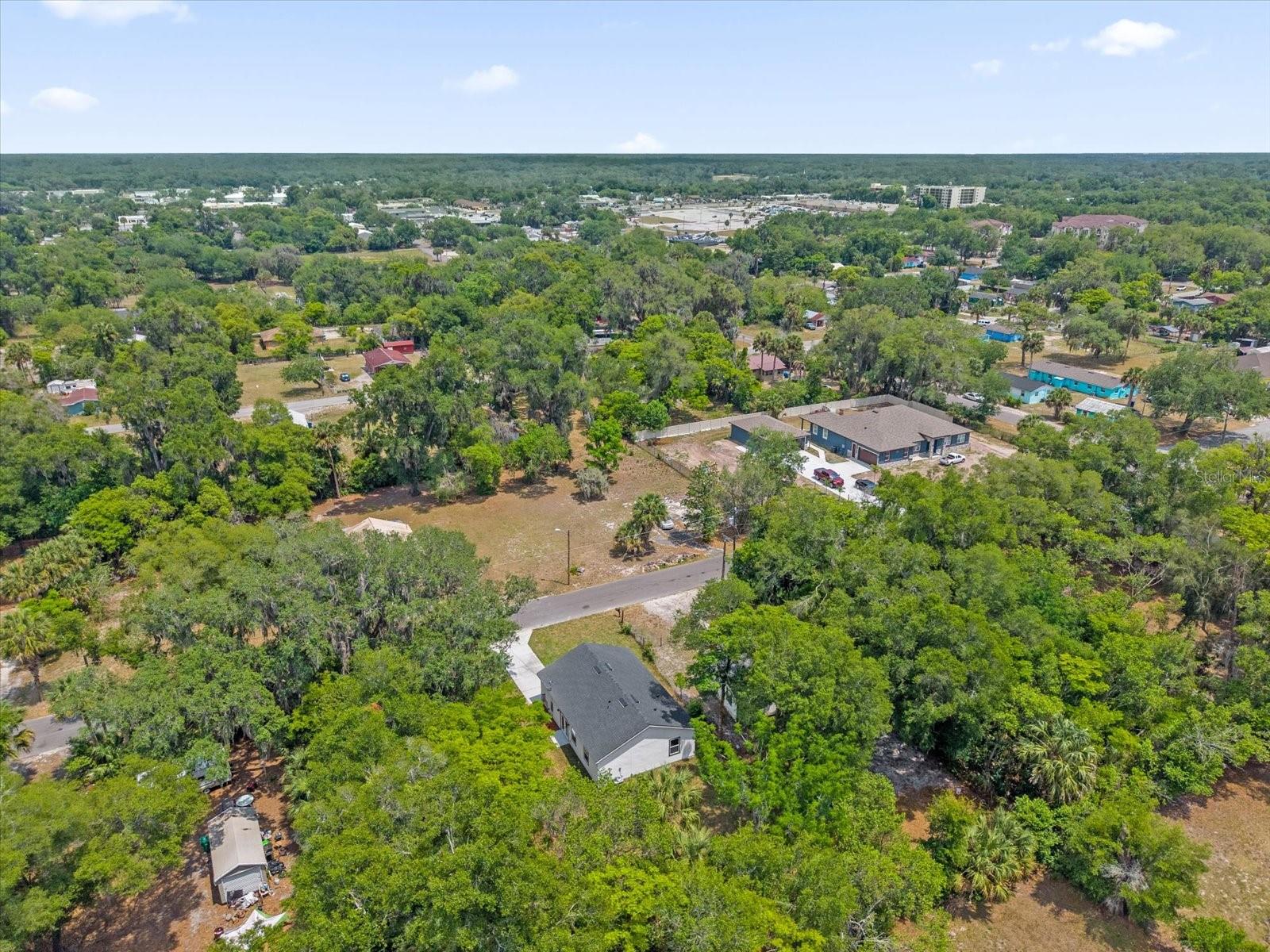 1126 S THOMPSON AVE, DELAND, FL — photo 28