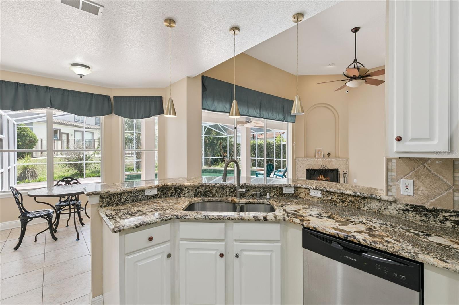 7670 MILANO DR, ORLANDO, FL — photo 14