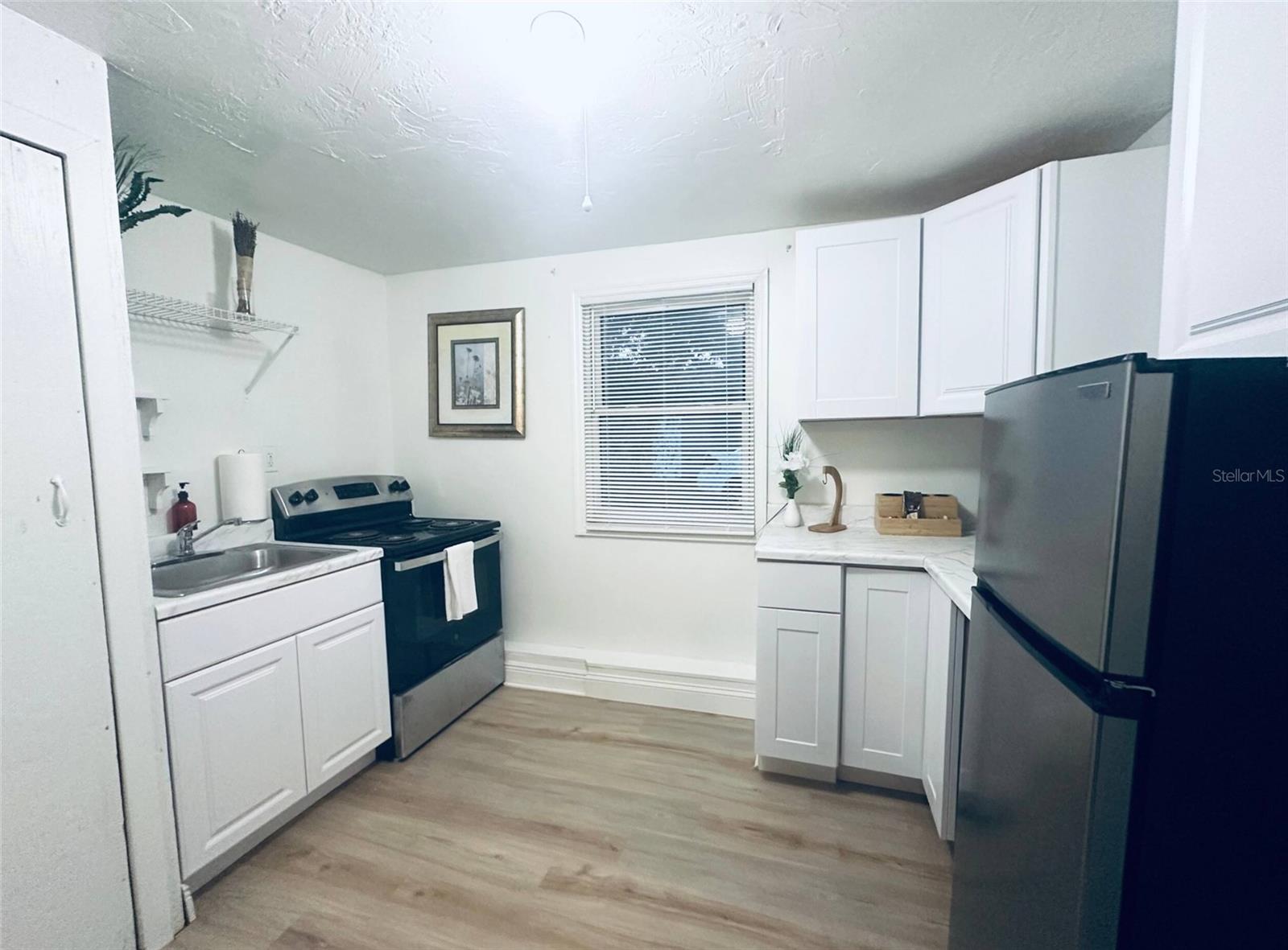 4811 EMERSON AVE S, ST PETERSBURG, FL — photo 16