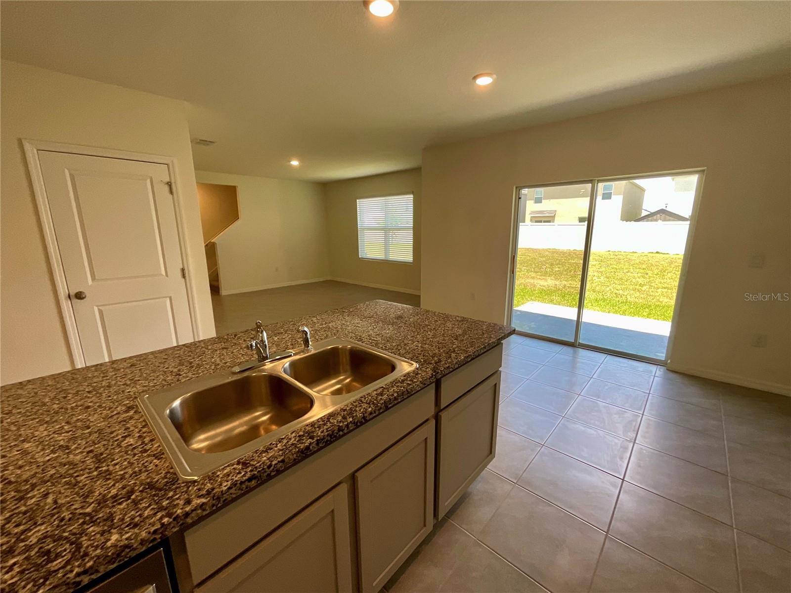33409 FIELD MAPLE LOOP, WESLEY CHAPEL, FL — photo 8