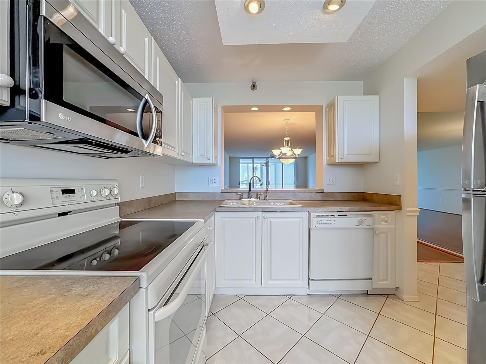 3740 PINEBROOK CIR #607, BRADENTON, FL — photo 5