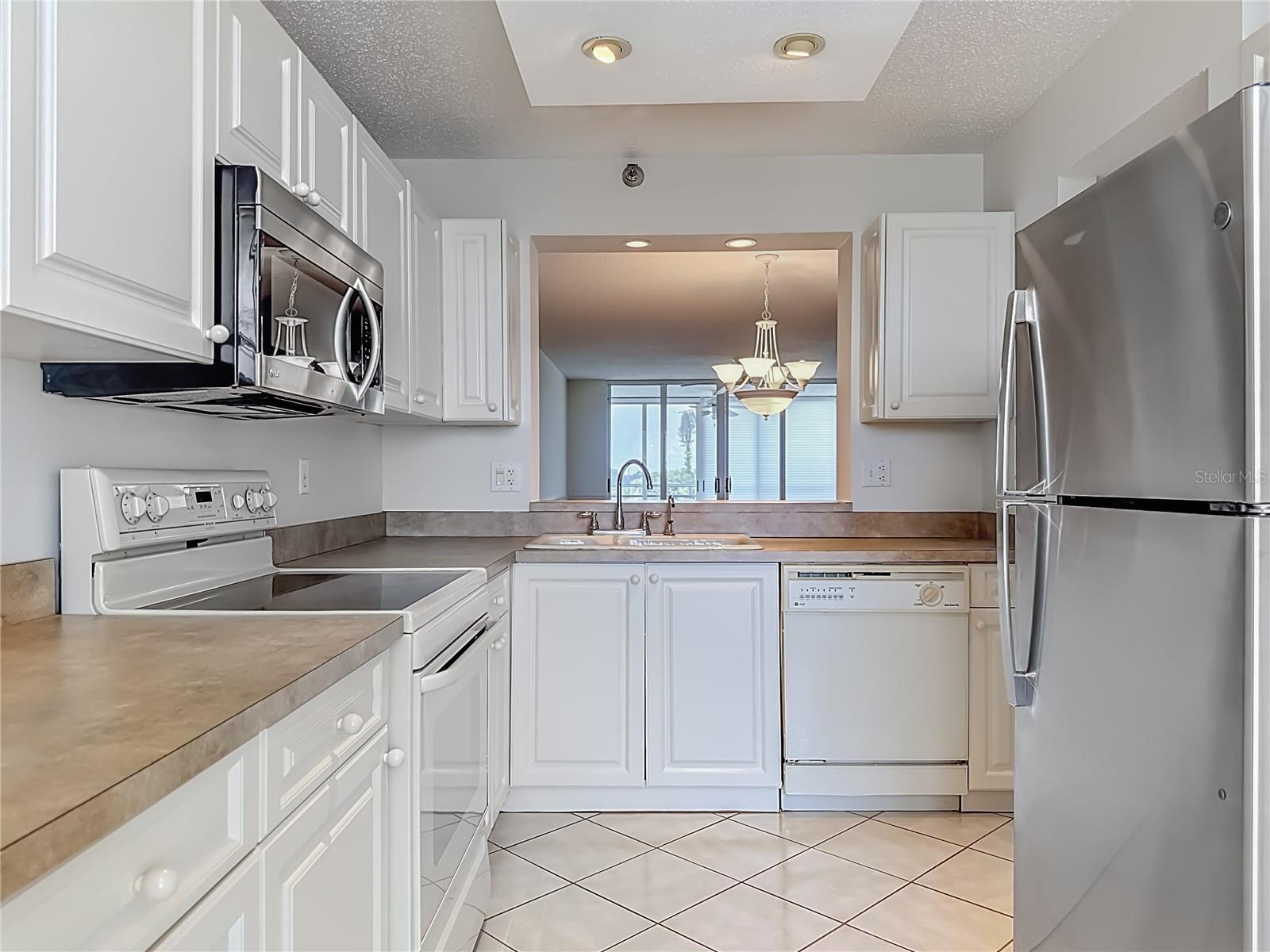 3740 PINEBROOK CIR #607, BRADENTON, FL — photo 11