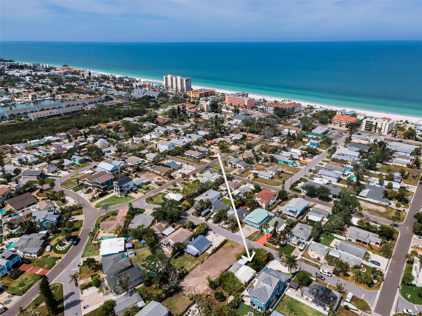 1213 BAY PALM BLVD, INDIAN ROCKS BEACH, FL — photo 4