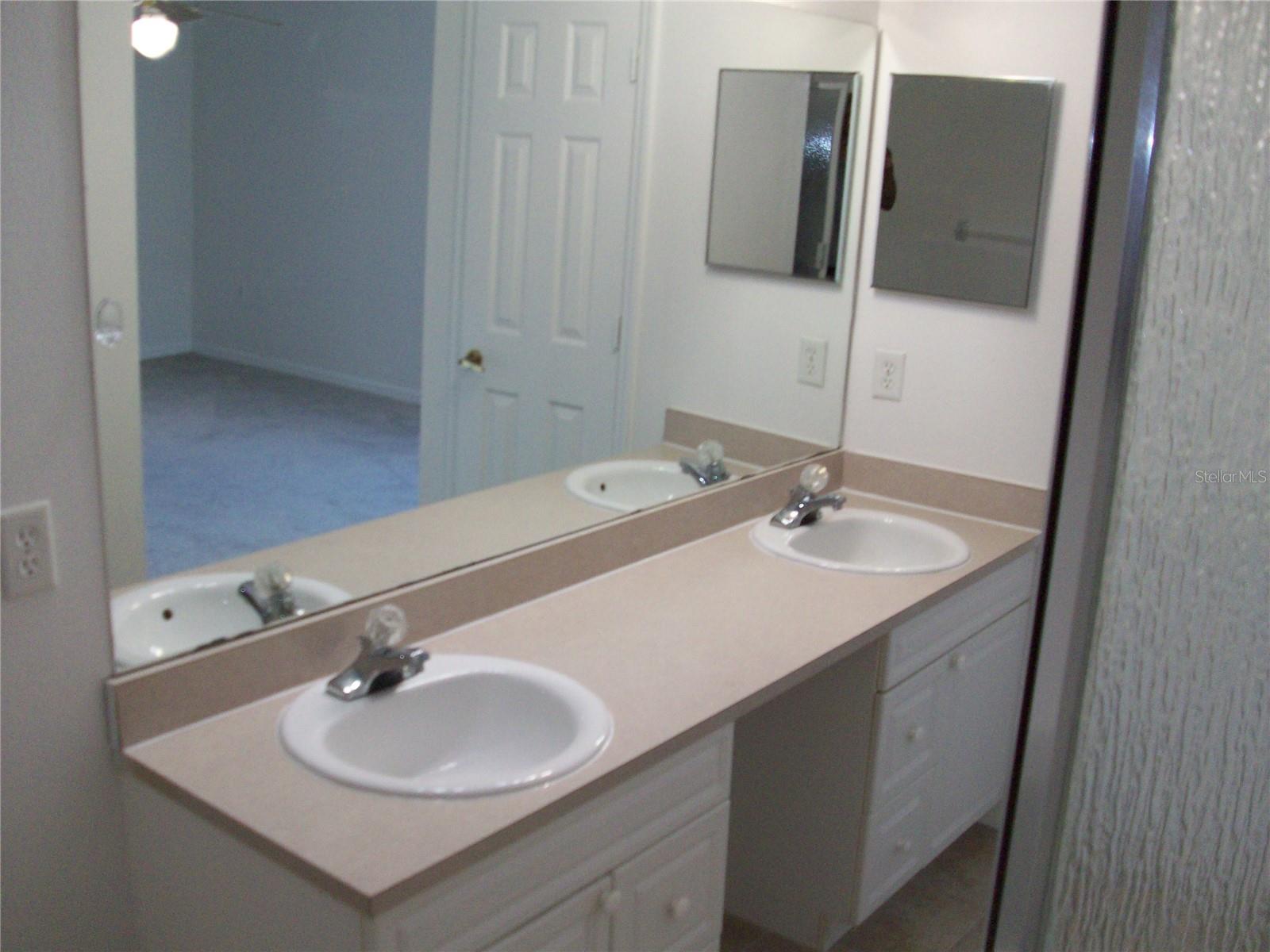 511 COCONUT PALM WAY, DAVENPORT, FL — photo 12