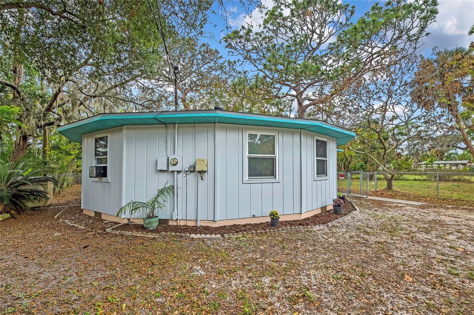 7830 BUTLER AVE, HUDSON, FL — photo 24