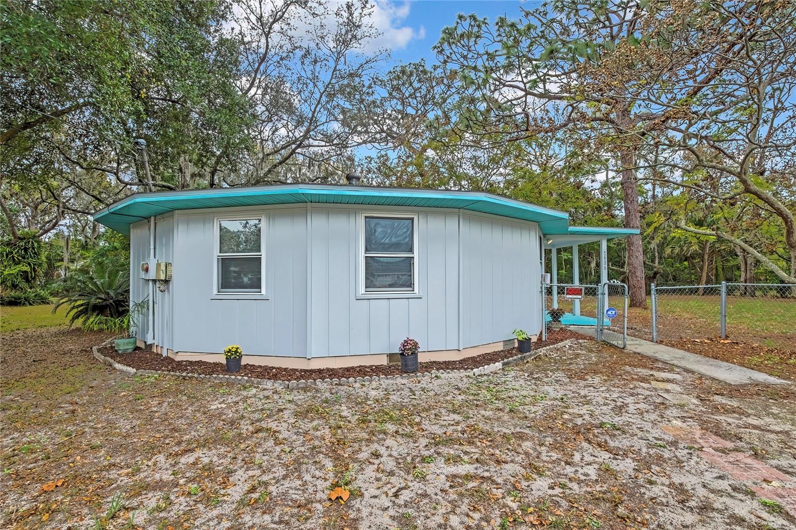 7830 BUTLER AVE, HUDSON, FL — photo 27