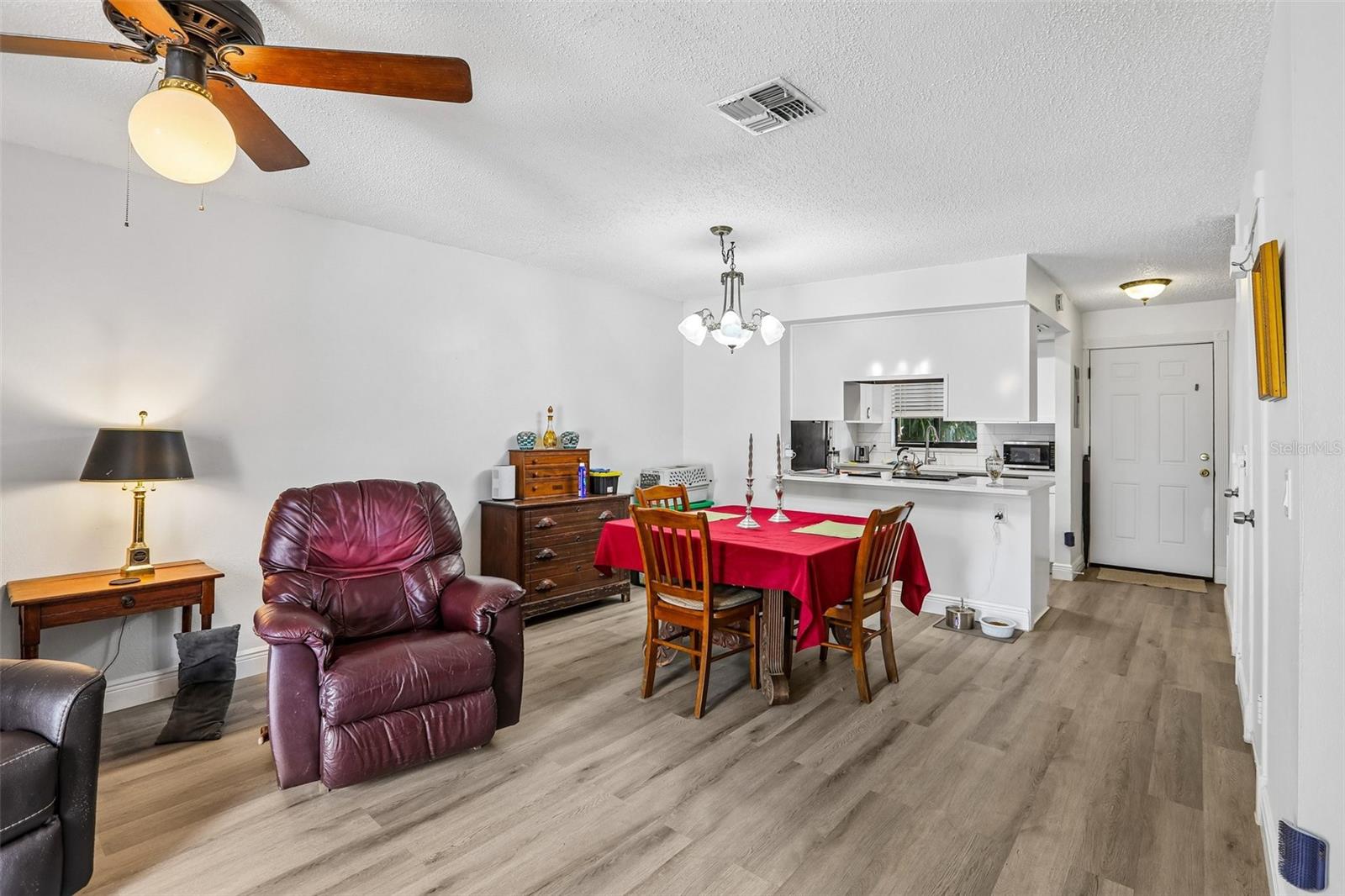 4005 OAK LIMB CT, TAMPA, FL — photo 7