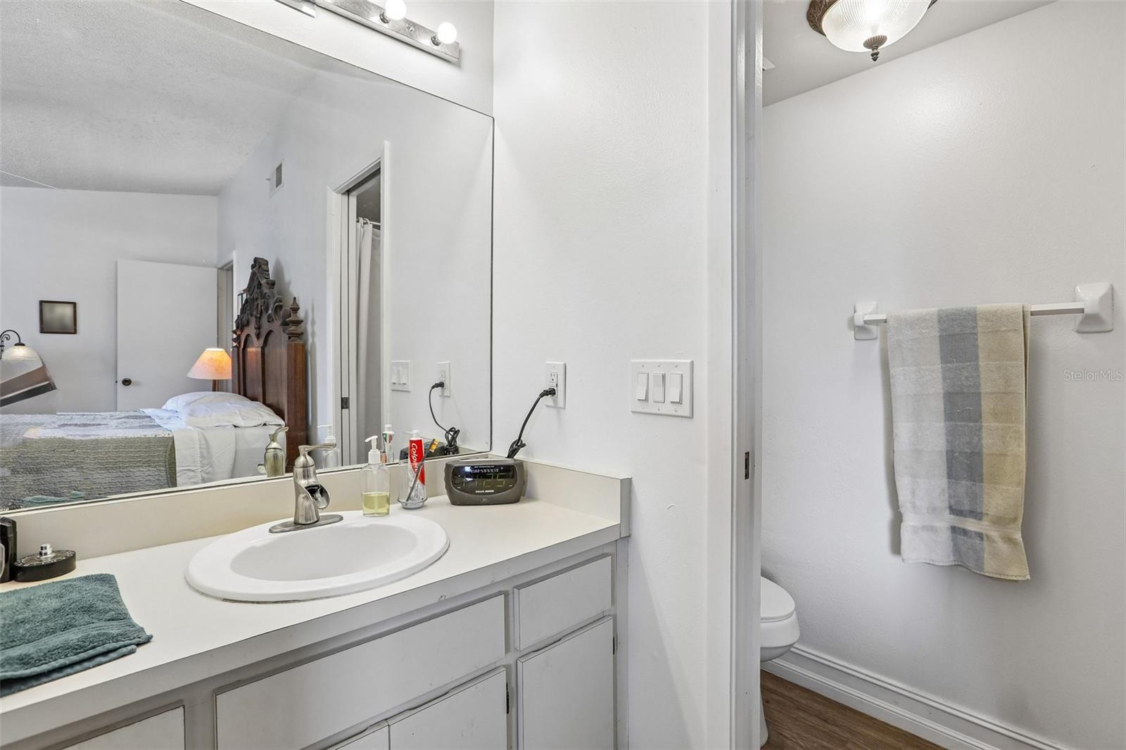4005 OAK LIMB CT, TAMPA, FL — photo 13