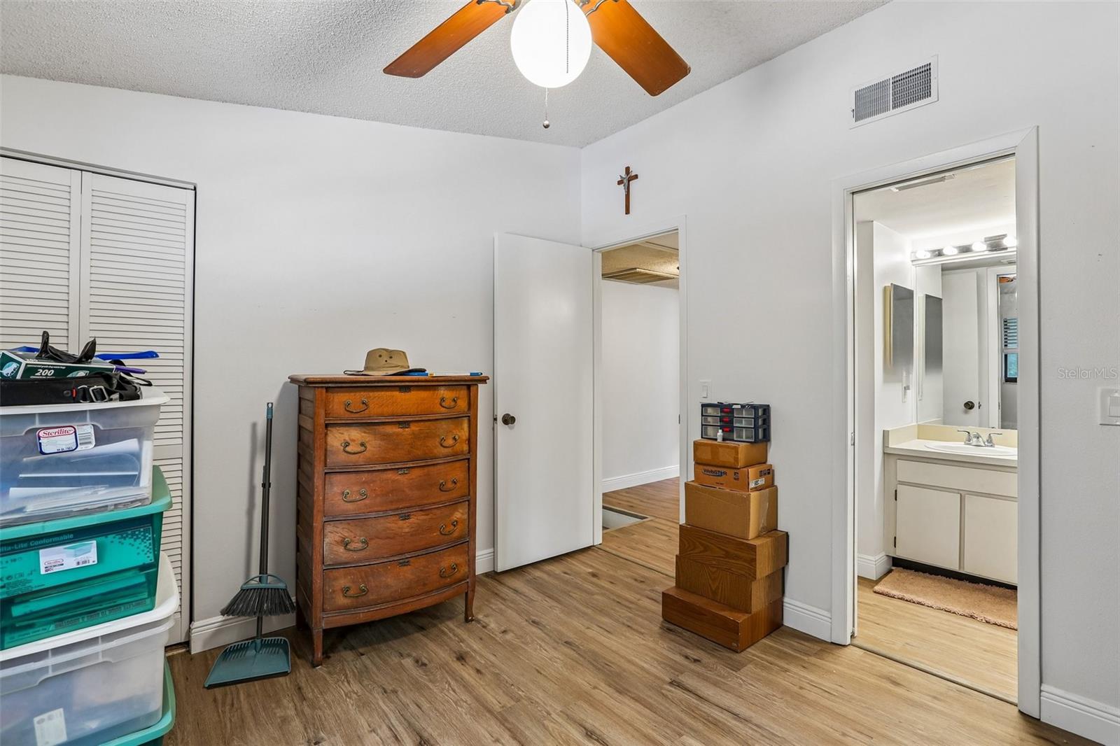 4005 OAK LIMB CT, TAMPA, FL — photo 15