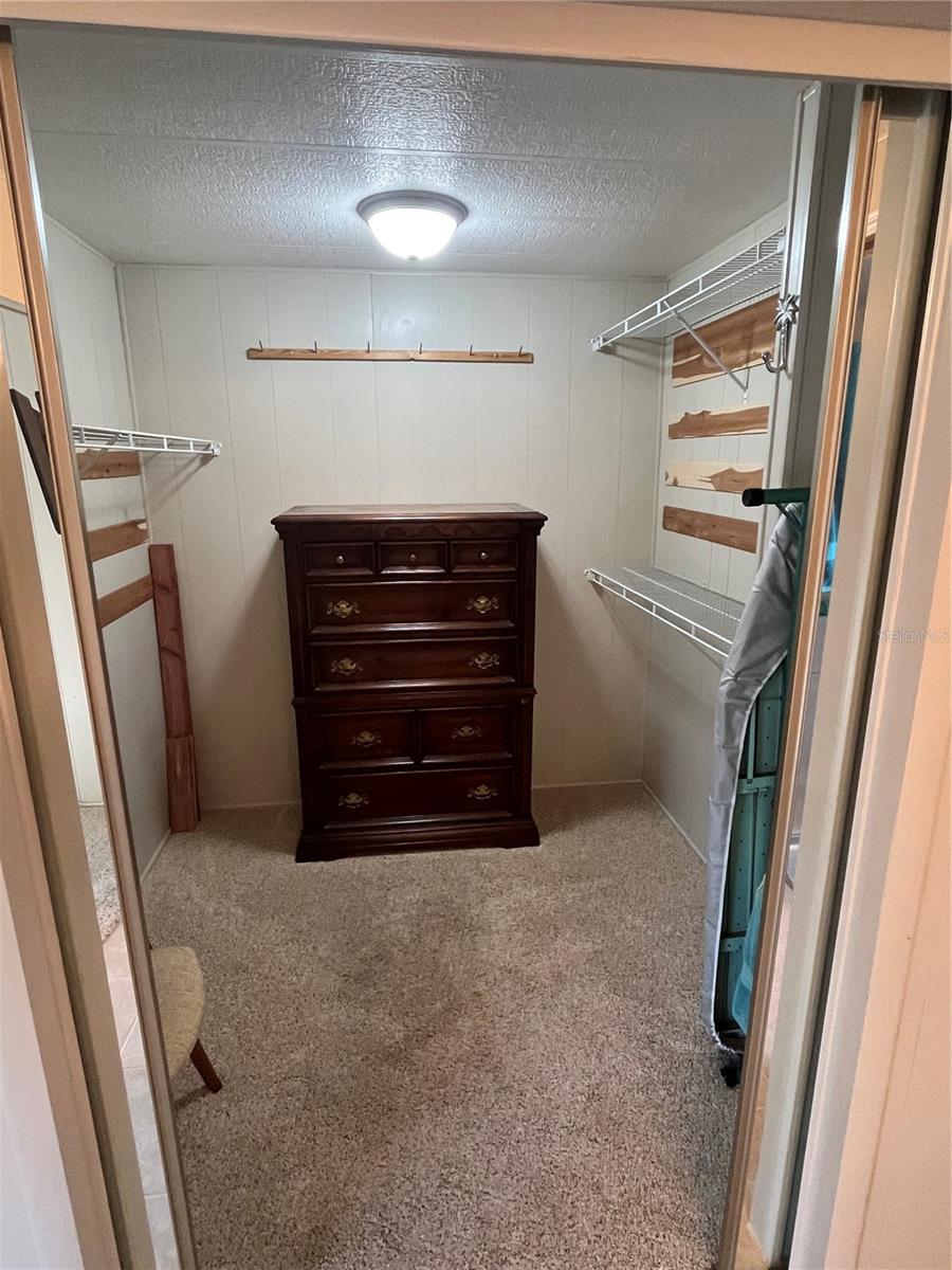 825 JOLANDA CIR, VENICE, FL — photo 34