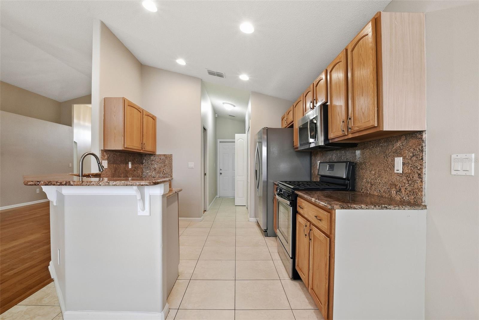 15833 BAY VISTA DR, CLERMONT, FL — photo 21