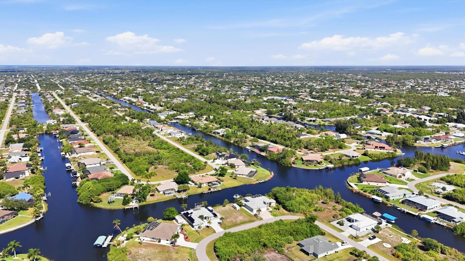 15658 APPLEWHITE CIR, PORT CHARLOTTE, FL — photo 52