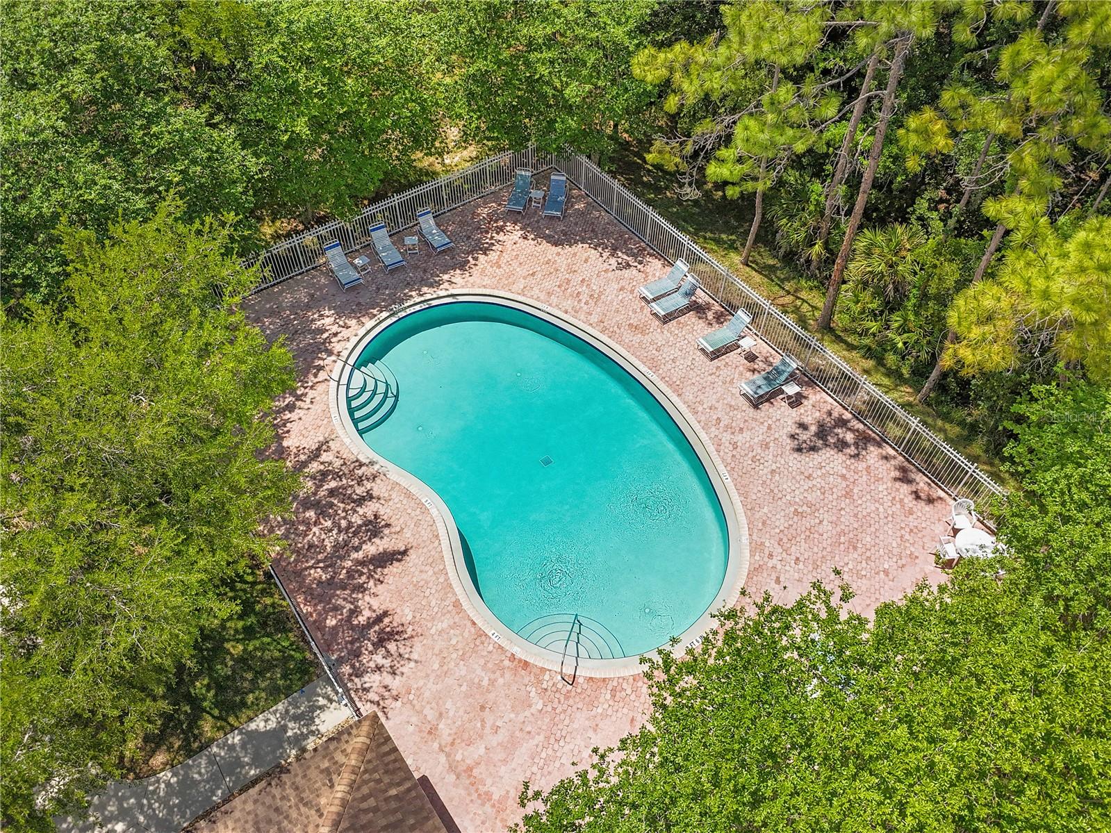 8635 HUNTERS KEY CIR, TAMPA, FL — photo 2
