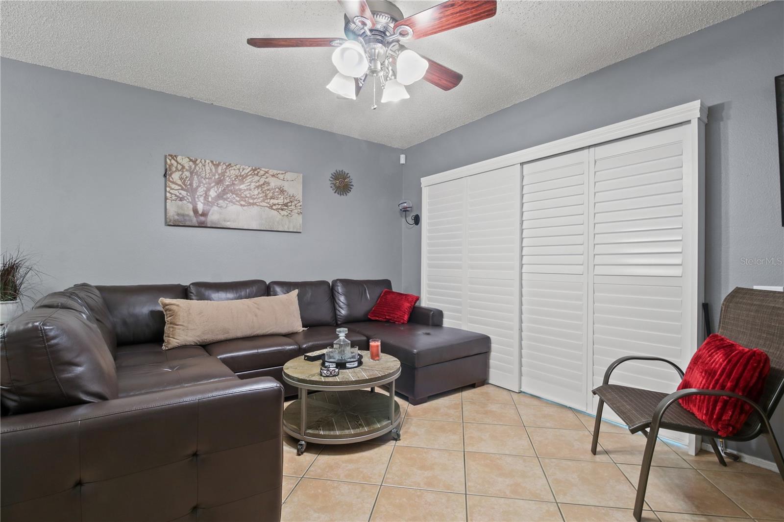 8635 HUNTERS KEY CIR, TAMPA, FL — photo 11