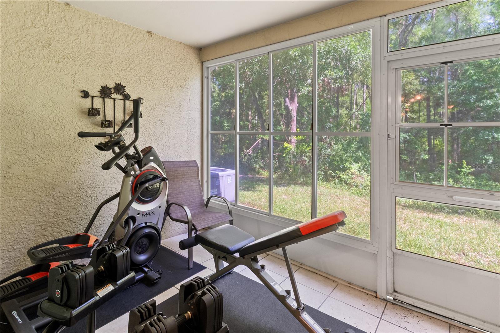 8635 HUNTERS KEY CIR, TAMPA, FL — photo 16