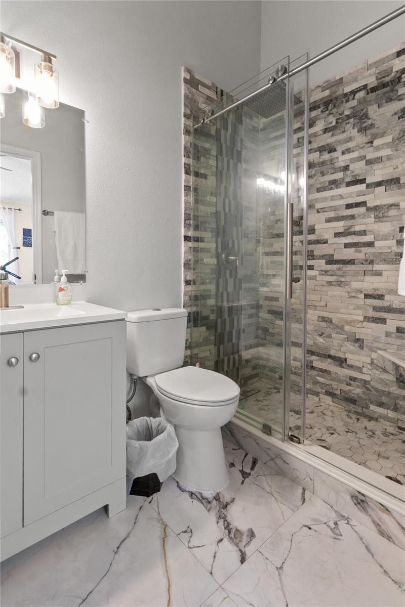 8635 HUNTERS KEY CIR, TAMPA, FL — photo 24