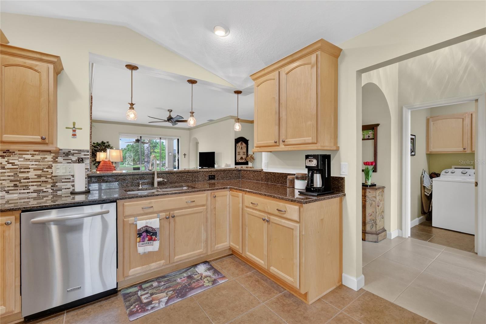 2327 WAKEFIELD WAY, MOUNT DORA, FL — photo 19