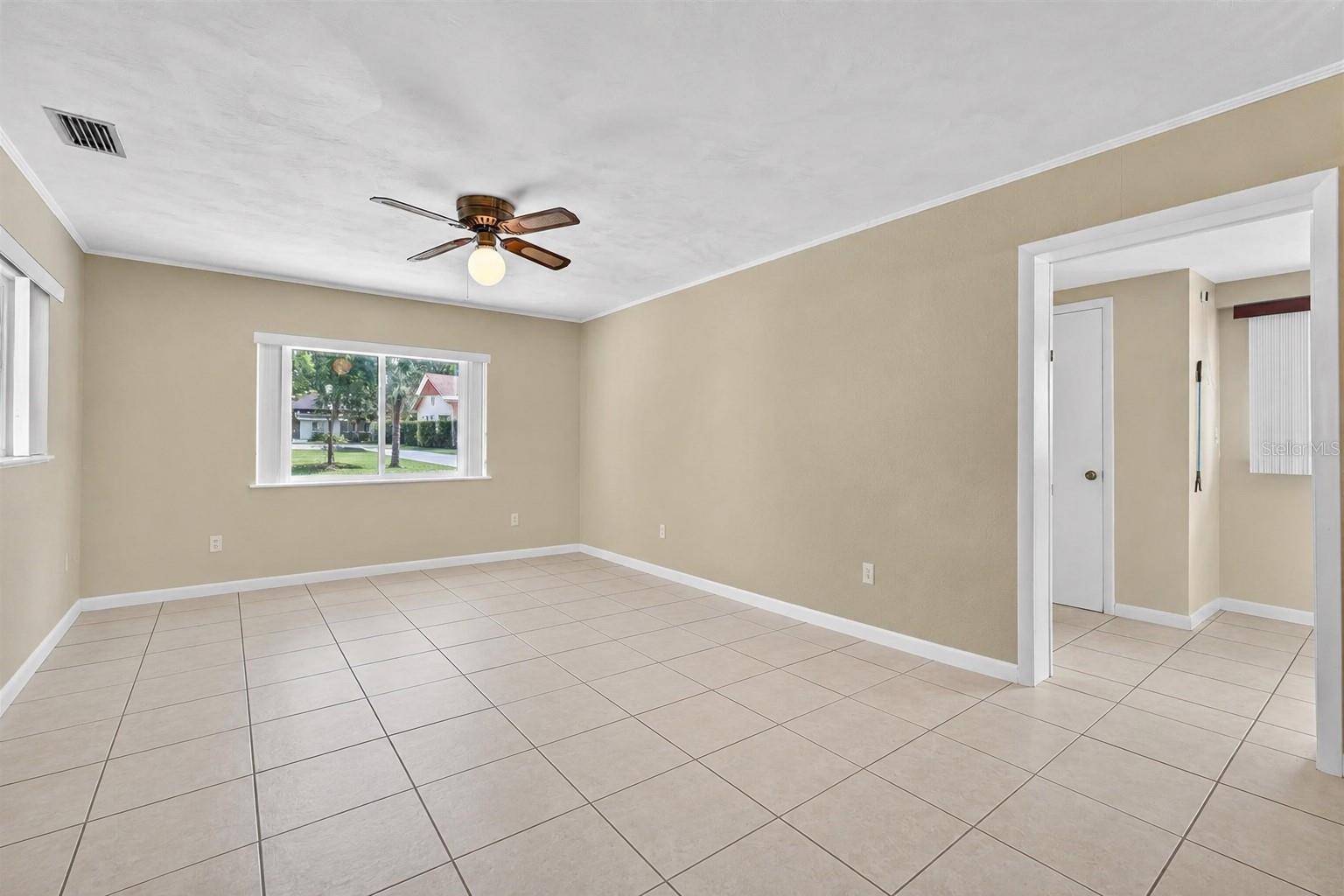 2710 WESTSIDE DR, LEESBURG, FL — photo 17