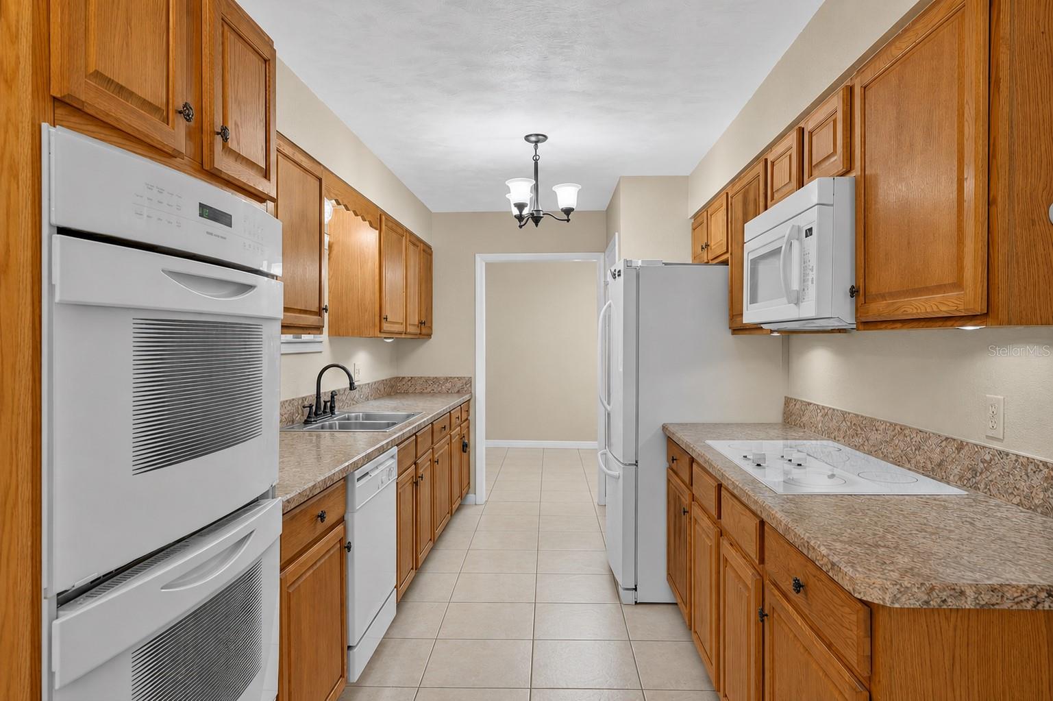 2710 WESTSIDE DR, LEESBURG, FL — photo 25