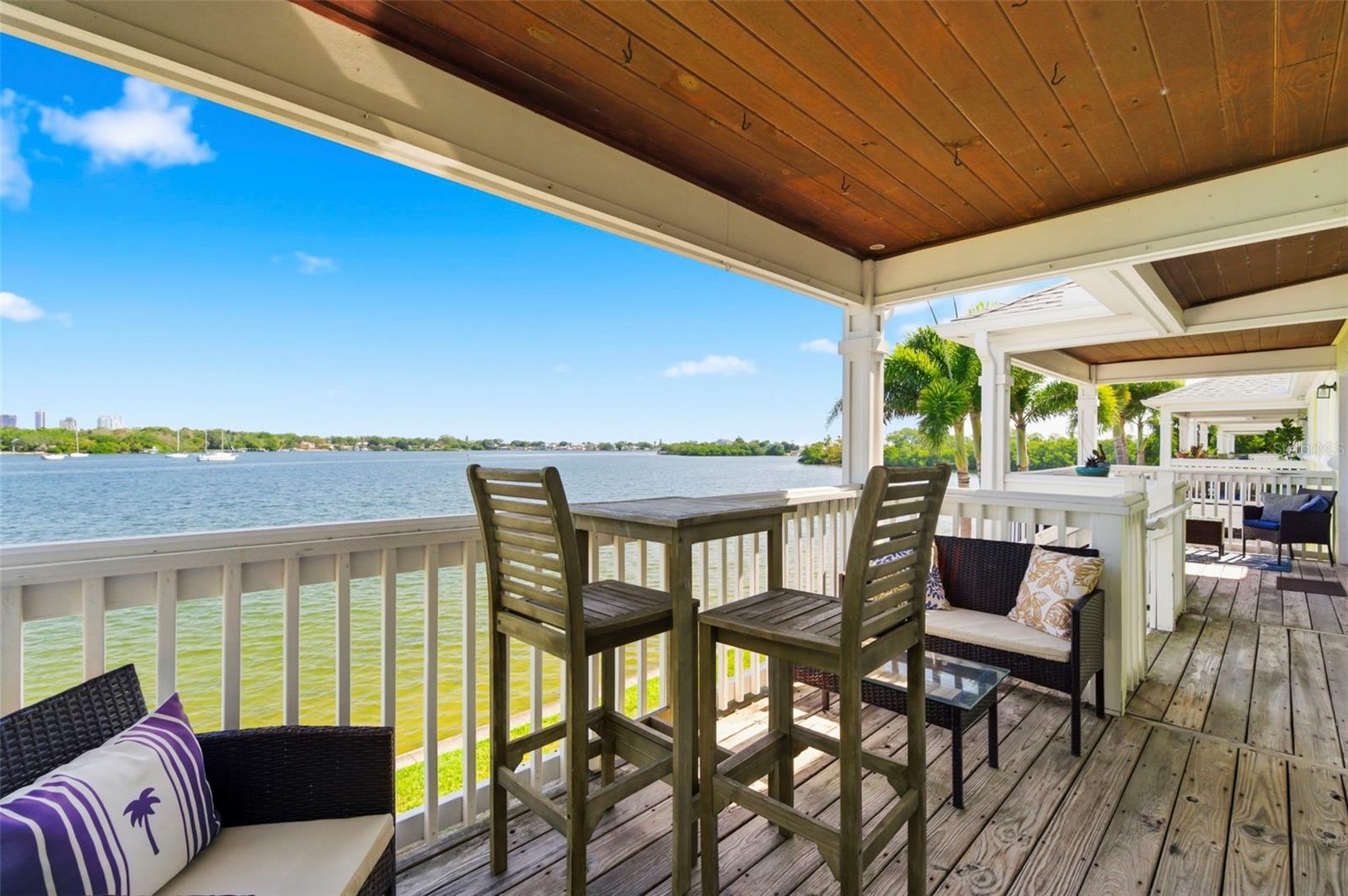 201 POMPANO DR SE #C furnished, ST PETERSBURG, FL