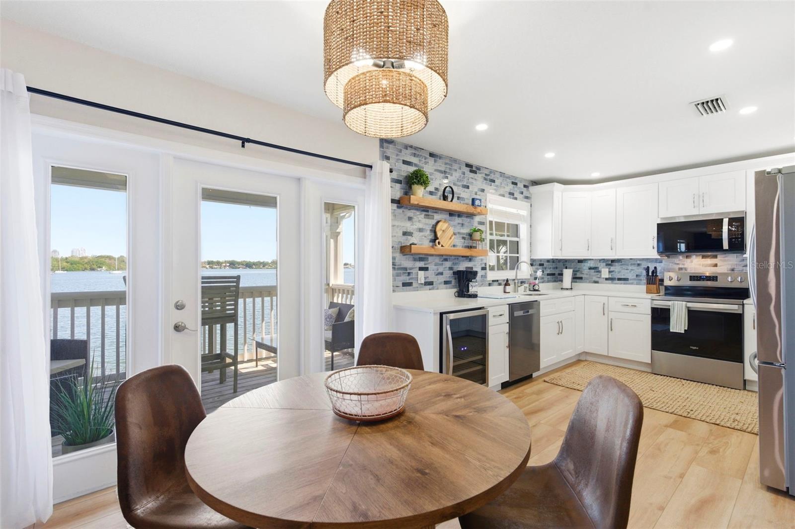 201 POMPANO DR SE #C furnished, ST PETERSBURG, FL — photo 13