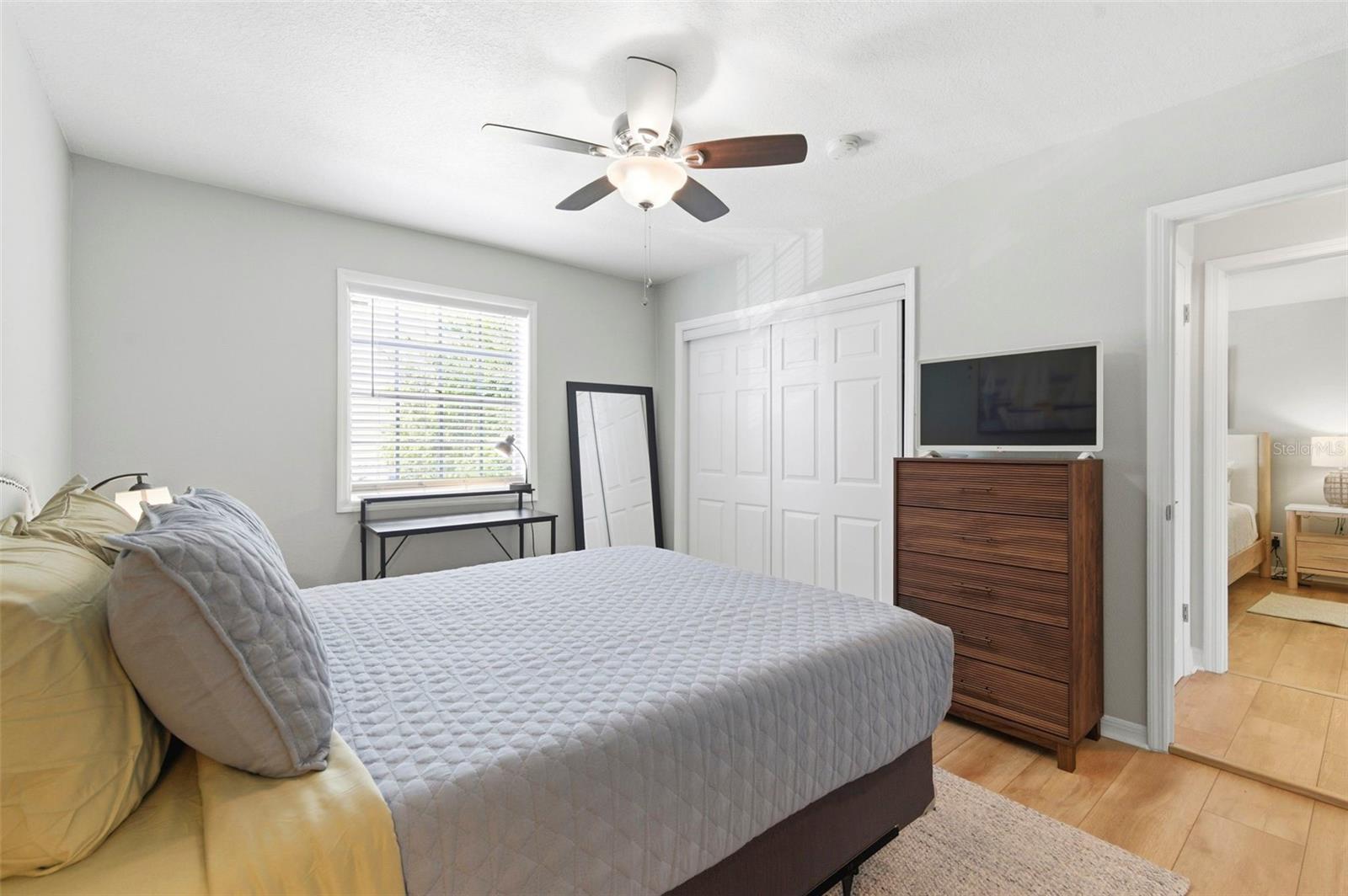 201 POMPANO DR SE #C furnished, ST PETERSBURG, FL — photo 23