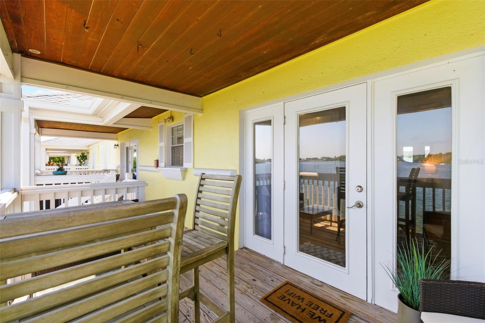 201 POMPANO DR SE #C furnished, ST PETERSBURG, FL — photo 33