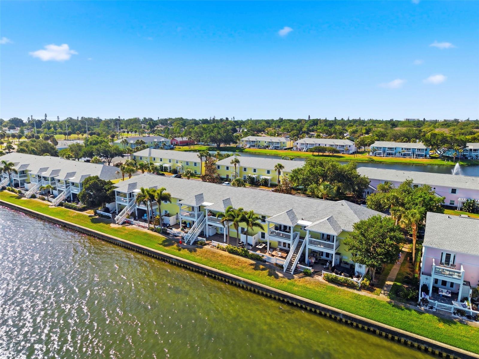 201 POMPANO DR SE #C furnished, ST PETERSBURG, FL — photo 46