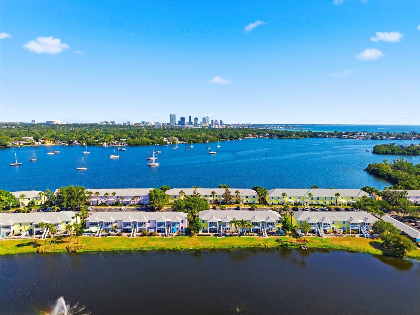 201 POMPANO DR SE #C furnished, ST PETERSBURG, FL — photo 52