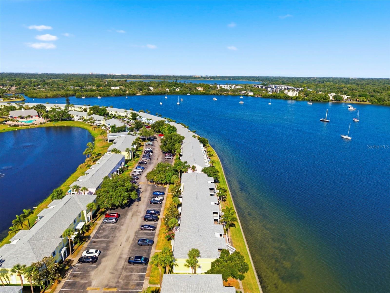 201 POMPANO DR SE #C furnished, ST PETERSBURG, FL — photo 58