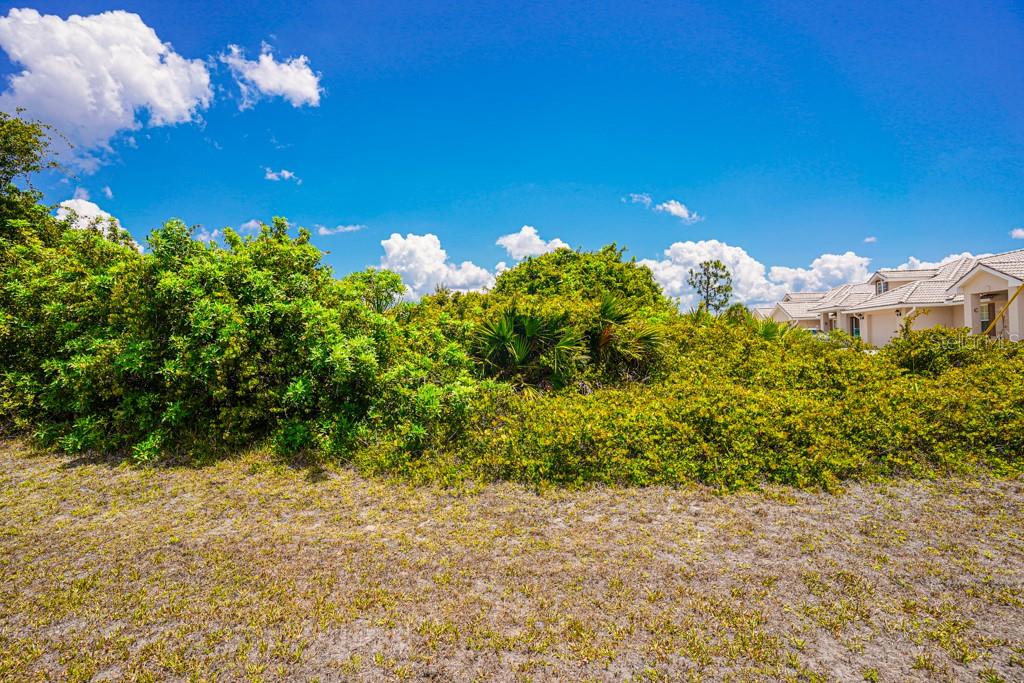 18 DONLON DR, ROTONDA WEST, FL — photo 16