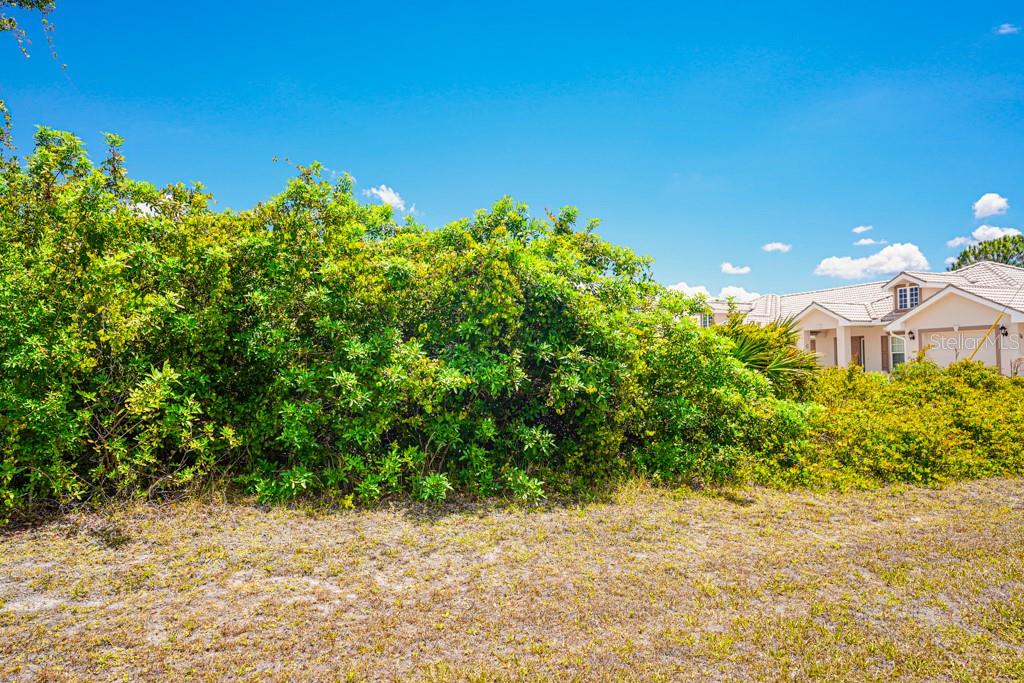18 DONLON DR, ROTONDA WEST, FL — photo 17