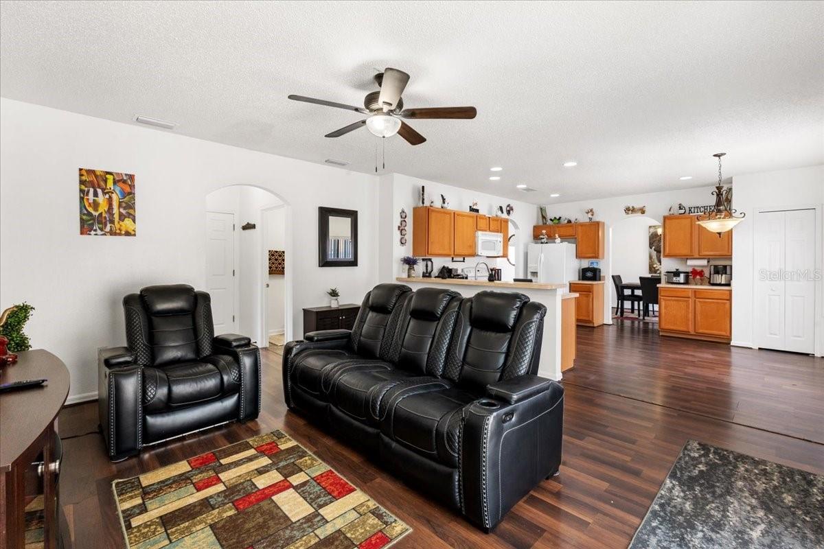 2074 RIO GRANDE CANYON LOOP, KISSIMMEE, FL — photo 18