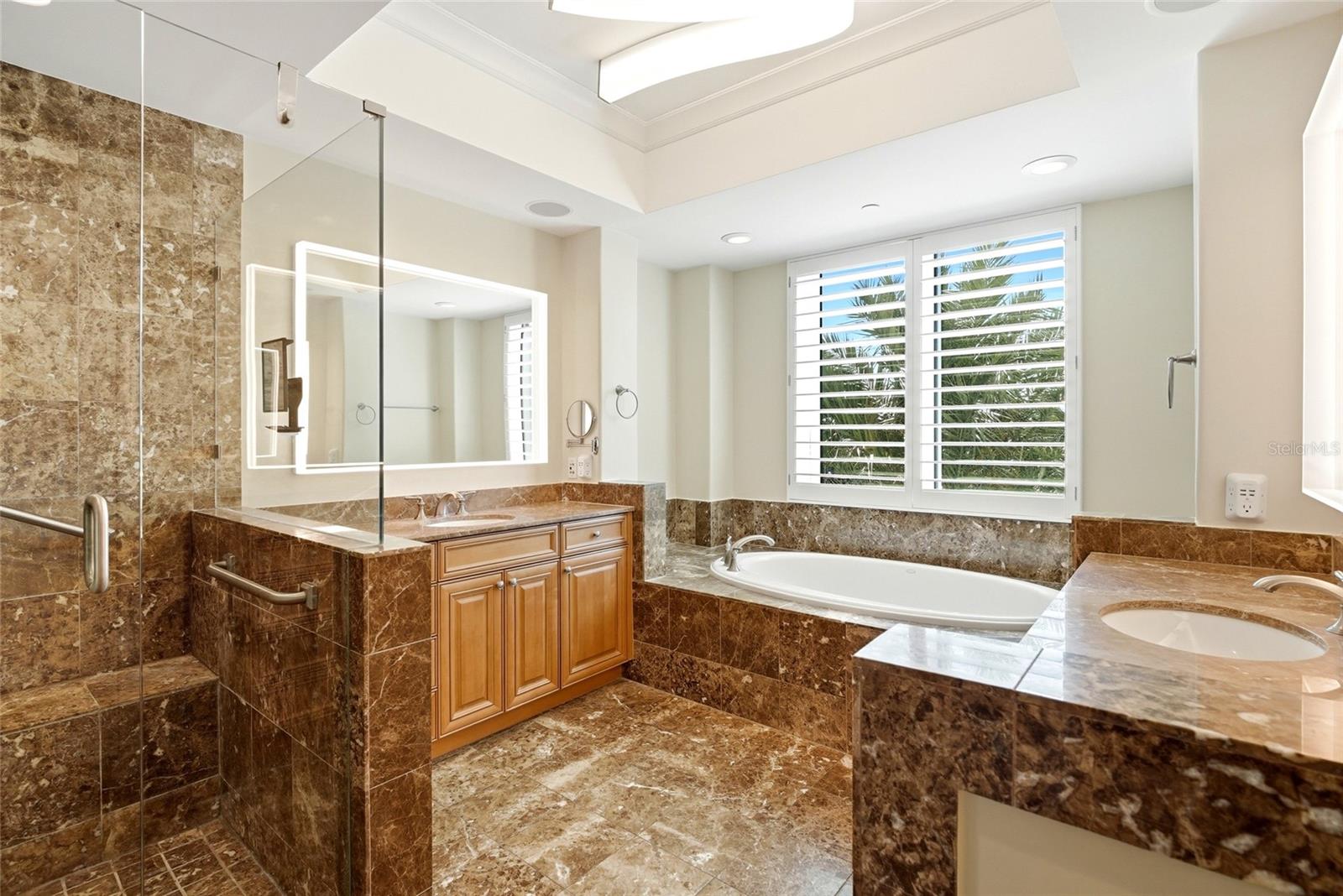 400 BEACH DR NE #401, ST PETERSBURG, FL — photo 21
