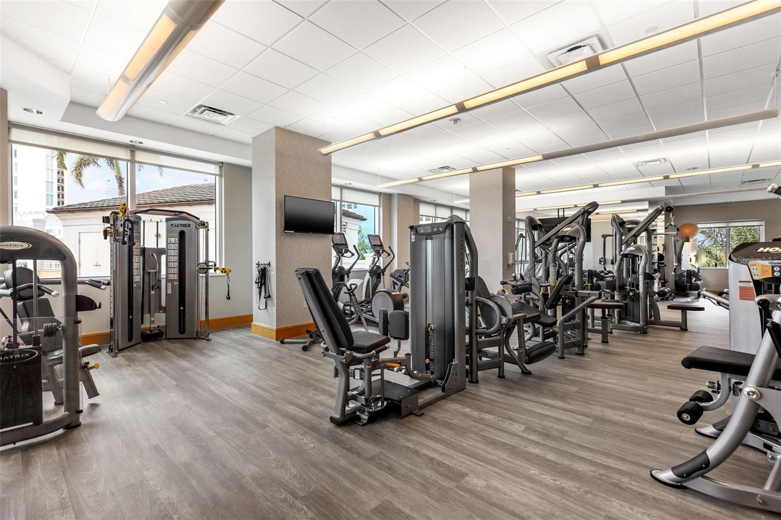 400 BEACH DR NE #401, ST PETERSBURG, FL — photo 40