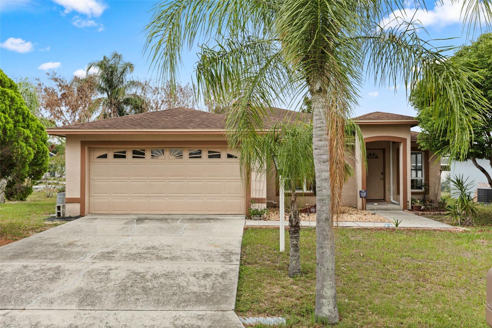 329 LAKE DAISY LOOP, WINTER HAVEN, FL
